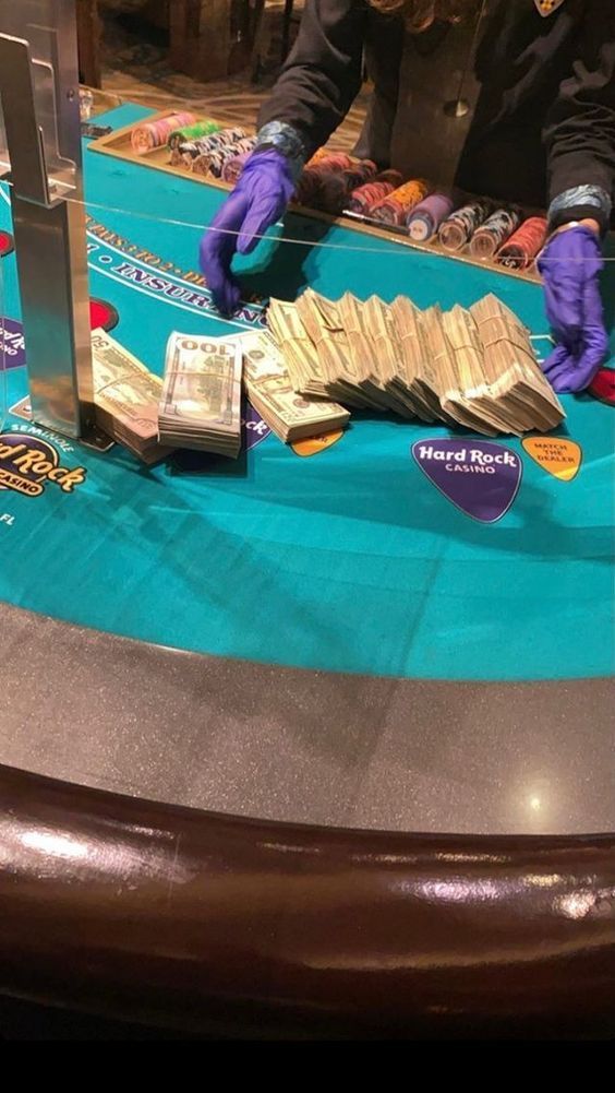 پاکستان کے Lucky Slots RICH 888 کھلاڑیوں کے لیےجیک پاٹ گیم